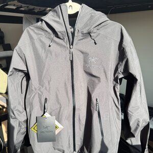 Arc'teryx Beta Lt Goretex shell